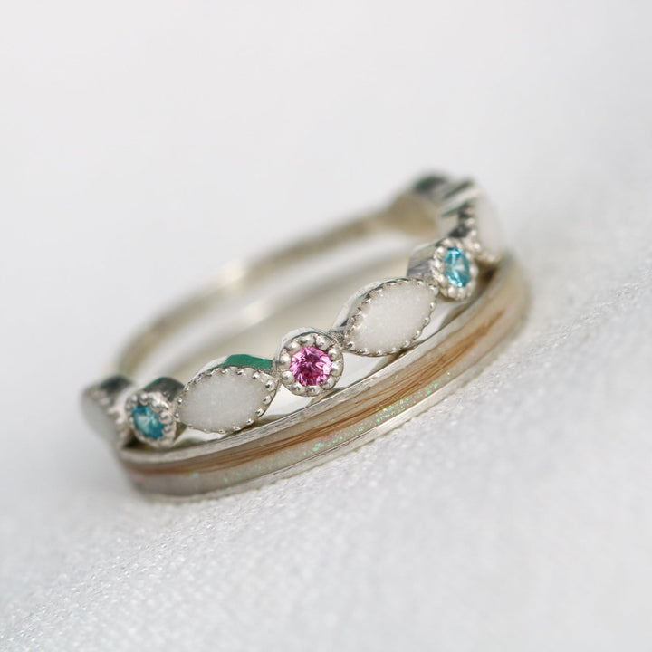 Lila Keepsake Band