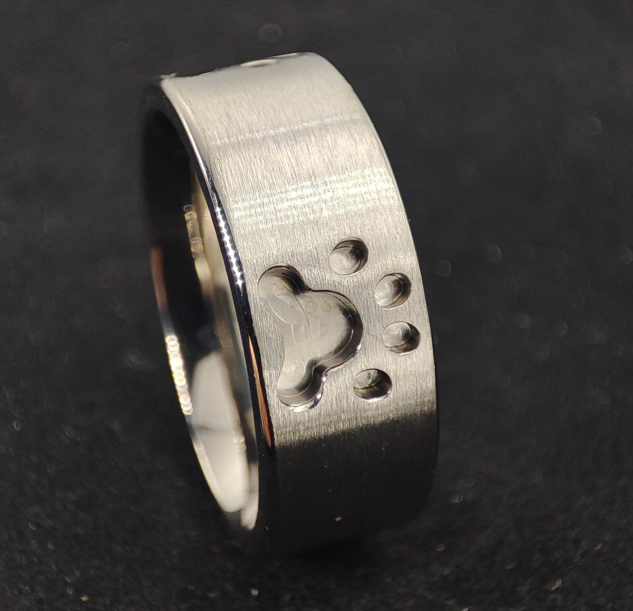 Paw Print Band