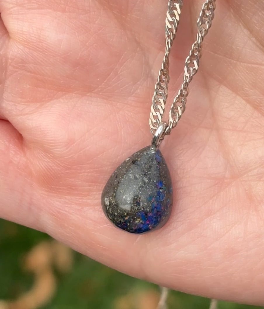 Simple Keepsake Necklace