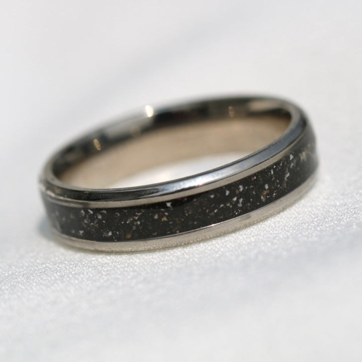 Beveled Band