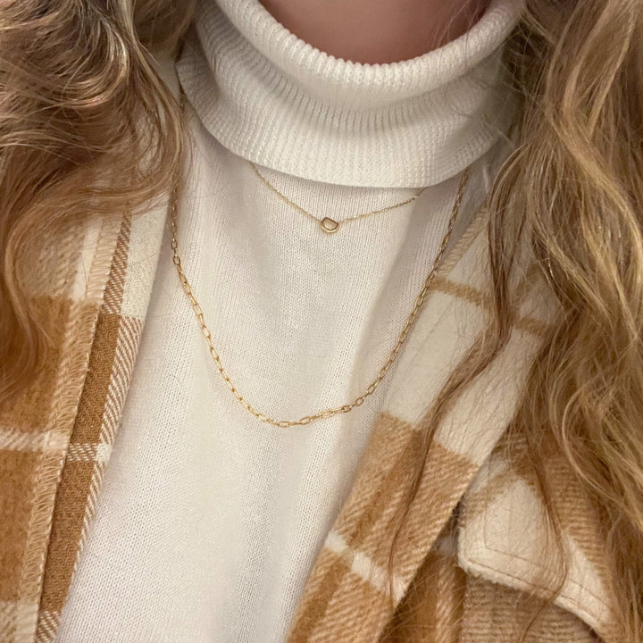 10k single initial necklace