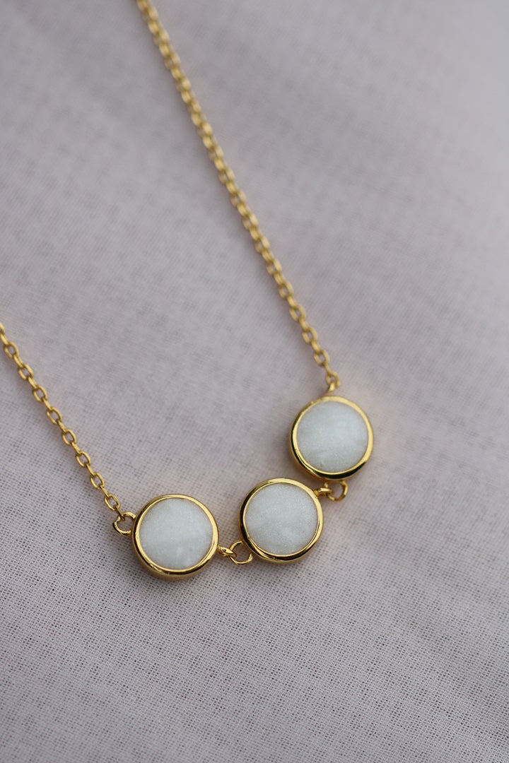 Three Dot Necklace