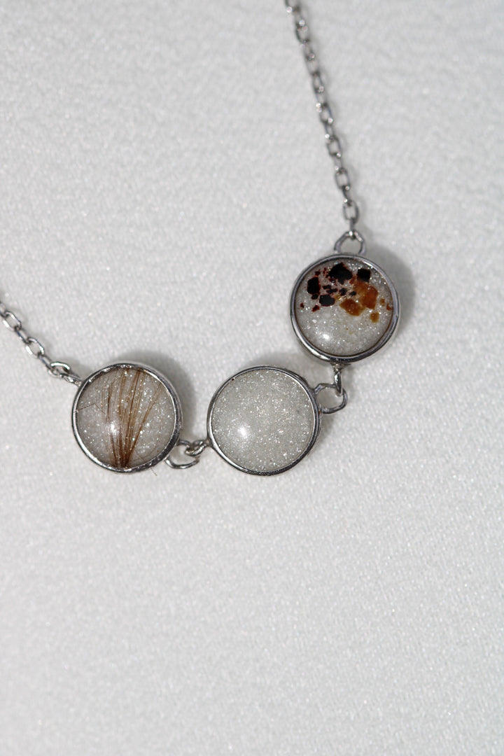 10k Three Dot Necklace