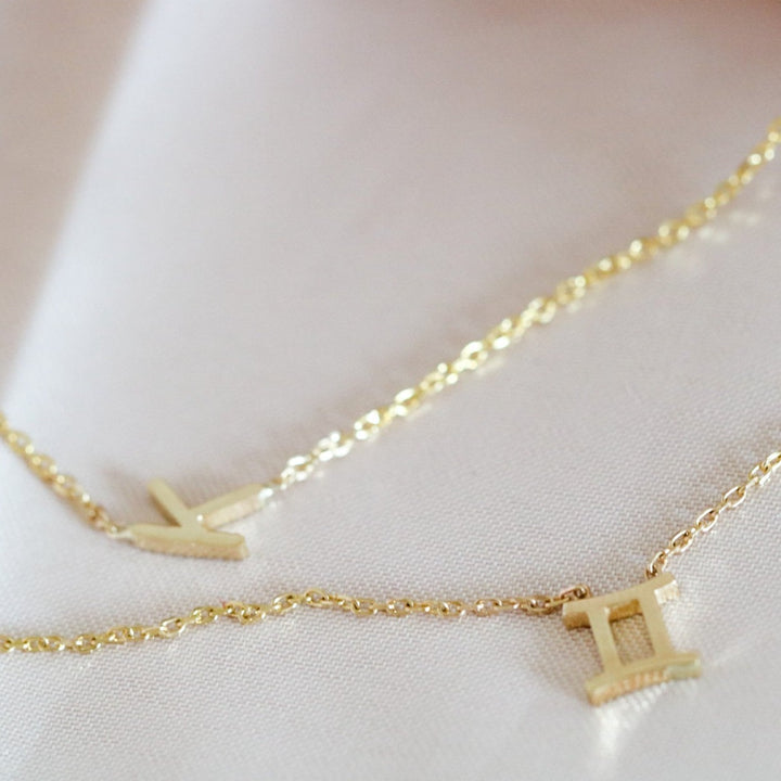 10k single initial necklace