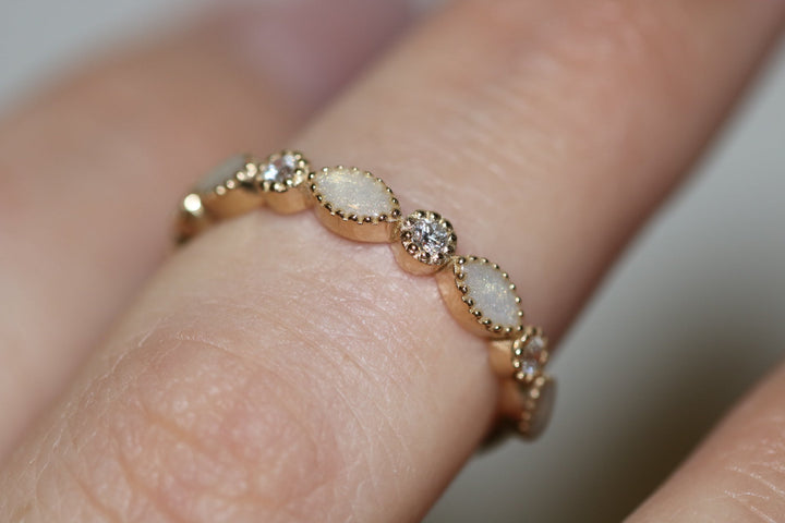 10k Birthstone Keepsake Band