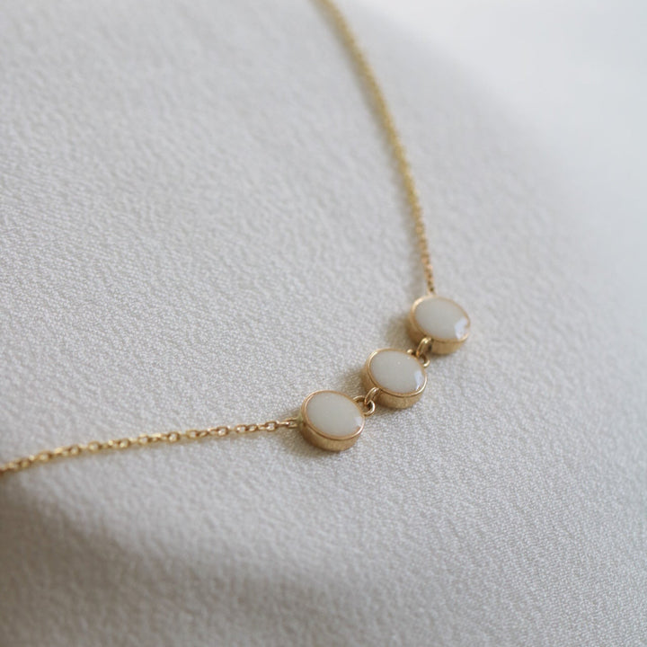 Three Dot Necklace