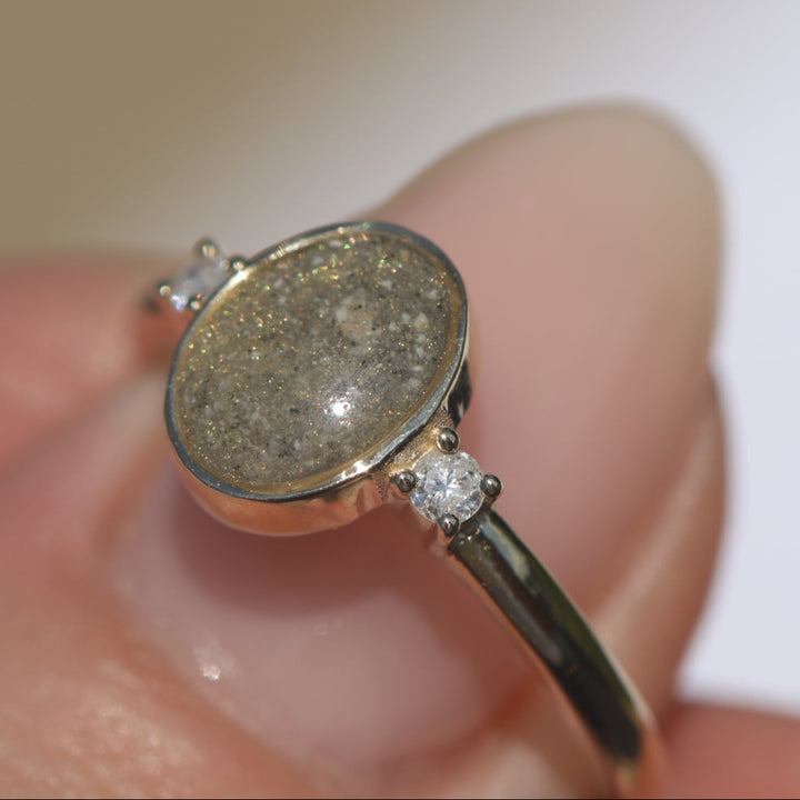 10k Simplicity Glimmer Ring