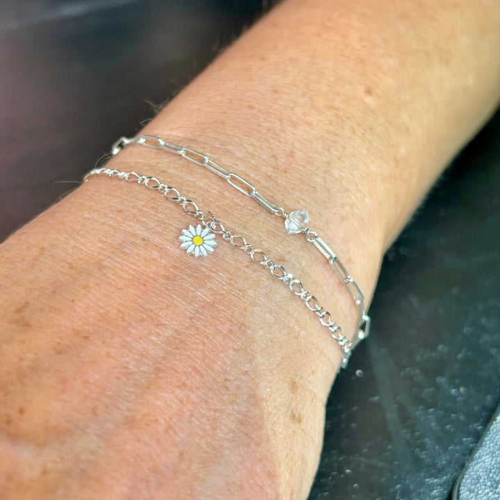 Enamel Daisy Charm ws