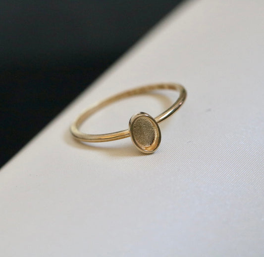 10k yellow gold dainty simplicity size 8.5