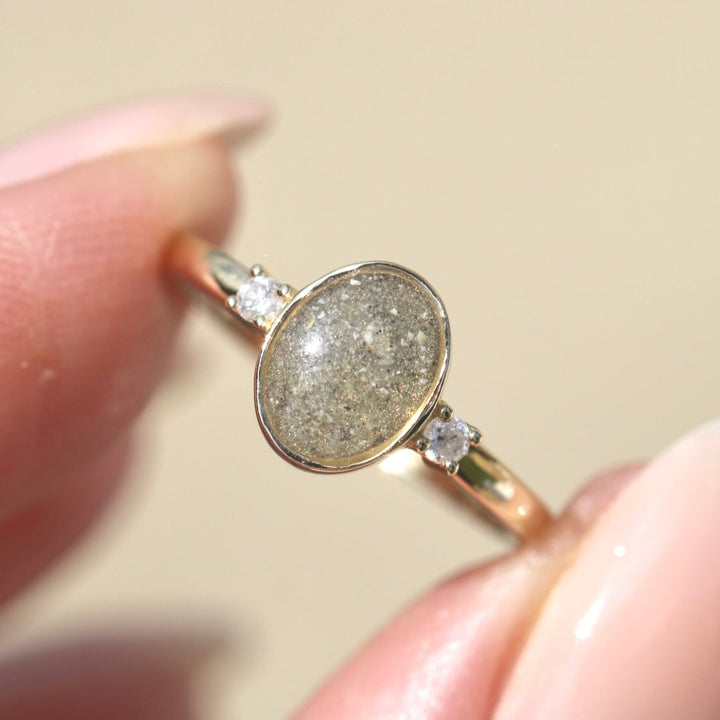 10k Simplicity Glimmer Ring