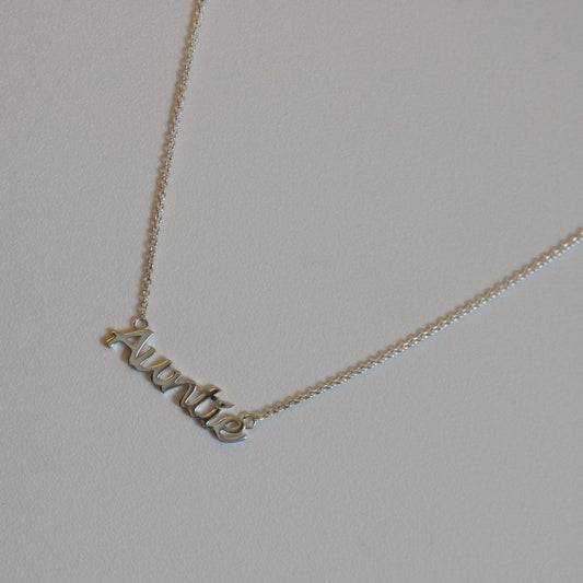 Script name necklace
